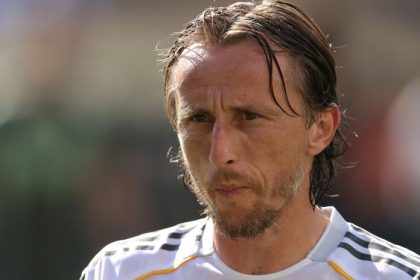 Cakaju ma velke vyzvy Modric podpise zmluvu