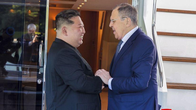 ONLINE Kim ubezpecil ze bezpodmienecne podporuje Rusko vo vojne na Ukrajine Lavrov hovori o nepremozitelnom bojovom bratstve