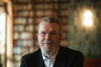 Richard Muller odspieval koncert v sede Stazoval sa na bolesti