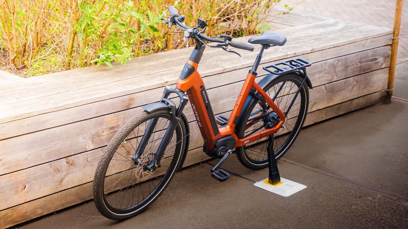 Holandanias predstavili bezkablovy nabijac pre elektrobicykle