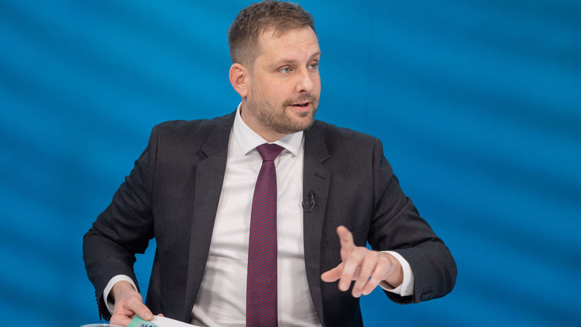 Sasko nevylucil zrusenie tendra na zachranky Szalay Minister ma dni vo funkcii zratane