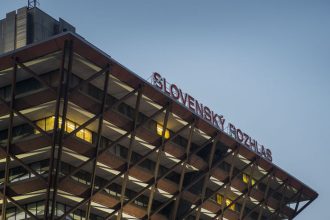 Cistky v STVR pokracuju Flasikova stopla zname relacie