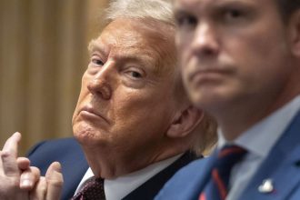 Dalsia studena sprcha pre Europu USA zastavia vojensku pomoc pri ruskej hranici