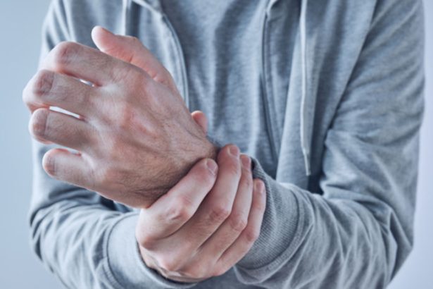 Dlhe sedenie skodi zdraviu Tento jednoduchy trik zmierni bolesti