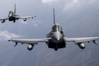 K ruskemu prieskumnemu lietadlu nad Baltskym morom vzlietli stihacky NATO
