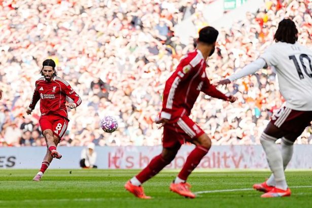 Slager na Anfield Road rozhodol gol Szoboszlaia