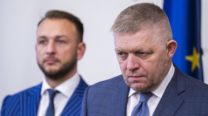 Sutaj Estok napomenul Fica ma krotit vasne Karas prirovnal novelu ustavy k vstupu do EU a NATO