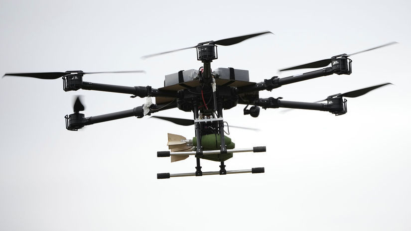 Uz aj Norsko Spozorovanie dronov presmerovalo lety