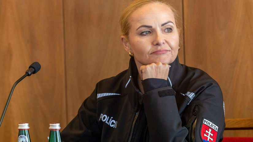 Minister moze Maskarovu vymenovat za sefku policie Poslanci sa jej pytali na manzela Curillovcov a nehodu Gaspara