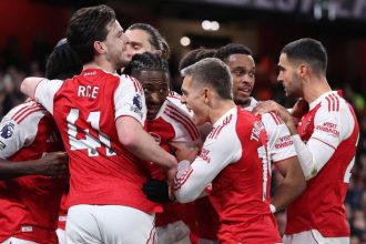Bitka o Londyn pre Arsenal Eze zrusil Tottenham hetrikom