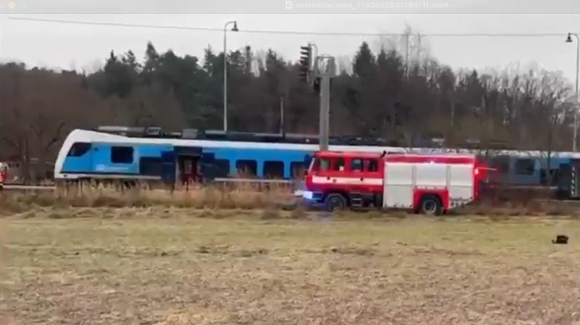 Desiatky zranenych po celnej zrazke vlakov