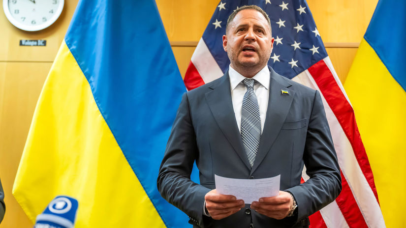 ONLINE Jermak Ukrajina sa nevzda svojich uzemi za mier Ukrajinci budu rokovat v USA