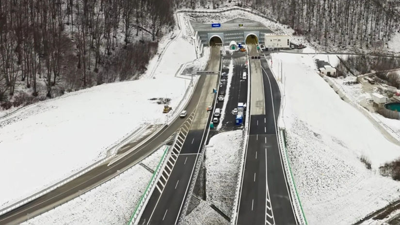 Absurdita po slovensky Z tunela Visnove priamo do Vrutok Zabudnite Raz kvoli niekolkym minutam nechce riskovat