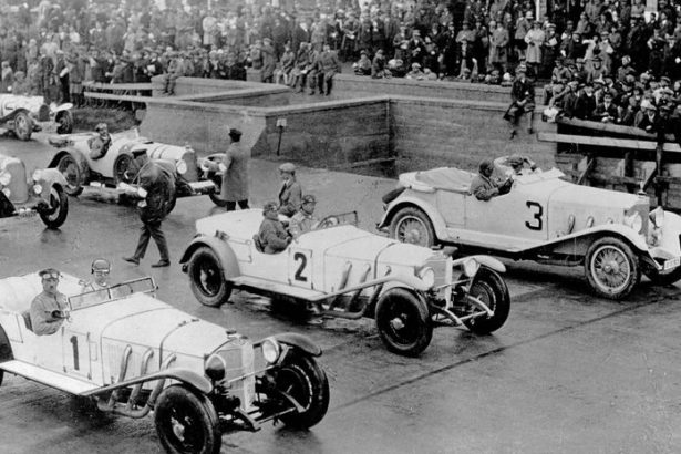 Nurburgring je medzi okruhmi legendou Jeho vystavba zacala pred sto rokmi
