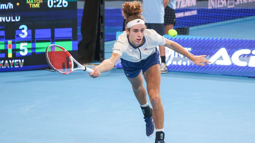 Podporili ho Wawrinka a Clijstersova talent oznamil ze je gay