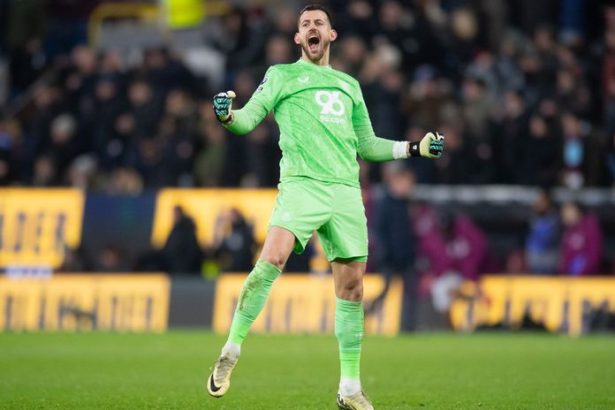 Dubravka caroval proti Man Utd vychytal bod Kriza Manchestru City nevyhral treti zapas v rade