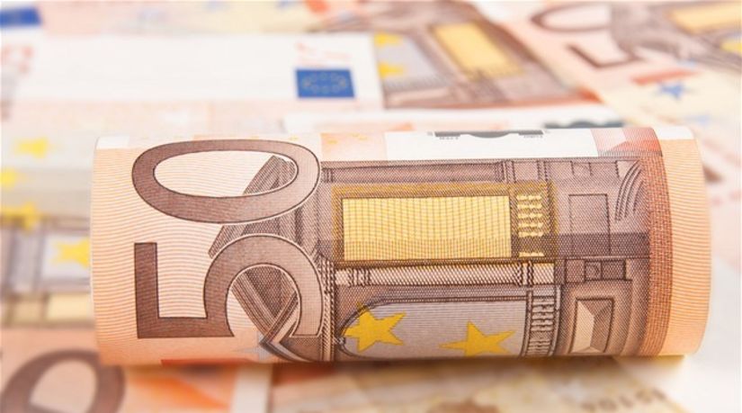 Stat hospodaril lepsie koncorocny deficit nizsi o 170 milionov eur