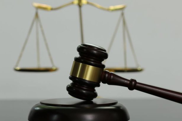 Tisice eur ako odskodnenie za chyby uradov ci sudov nie su nerealnou veci kedy a ako o ne ziadat