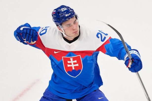 Bilancia ktoru nemaju ani najslavnejsie legendy Slafkovsky Som stastny ze moje goly pomahaju Slovensku k uspechom