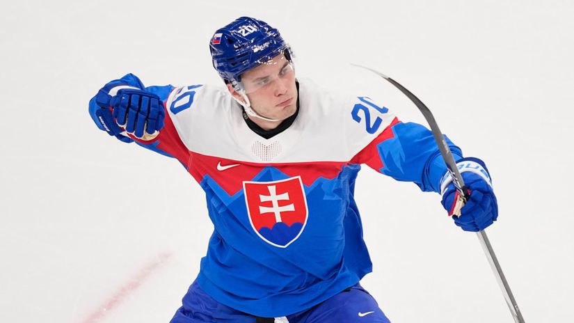 Bilancia ktoru nemaju ani najslavnejsie legendy Slafkovsky Som stastny ze moje goly pomahaju Slovensku k uspechom