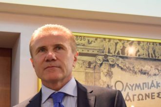 Legendarny Bubka padol do nemilosti V Kyjeve tvrdia ze si strazi jazyk Odoberie mu Zelenskyj nielen rentu ale aj vyznamenanie