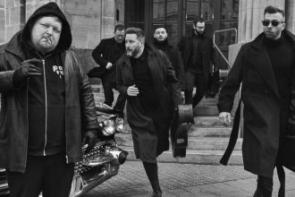 Para pridala treti koncert v Starej trznici a s akustickym programom Prepojenie sa vyberie aj mimo Bratislavy