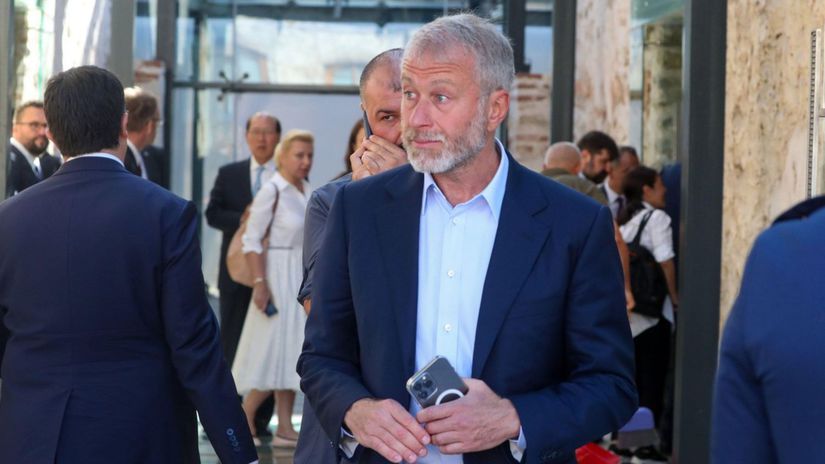 Mastny ucet za Abramovicove preslapy Chelsea dostala pokutu a rocny zakaz prestupov