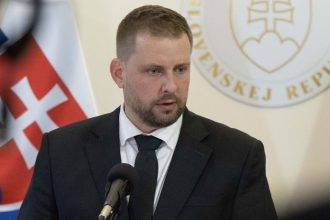 Odmietneme nove predpisy WHO Zatial ano Nerobme zo Slovenska exotiku odkazal minister a vysvetlil dovody