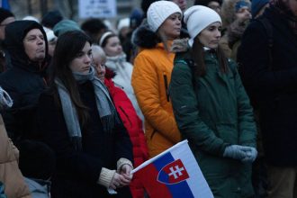 Prieskum Takmer tri stvrtiny mladych ludi zvazuju odchod do zahranicia