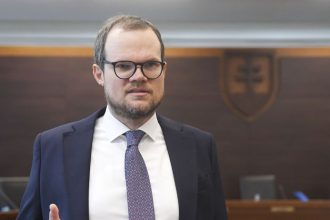 Rezort vnutra podal staznost na advokata Curillovcov Ma pykat za svoje statusy