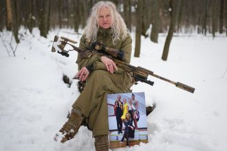 Trikrat ju zranili no nezlomili ako sa z ukrajinskej ucitelky tanca stala ostrelovacka