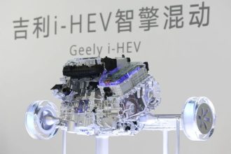 Geely inania udajne maju motor so spotrebou 2 2 litra na 100 km