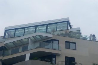 Premier Fico takmer zdvojnasobil svoj byt urady vraj nic nevedia Mikulec hovori aj o sume