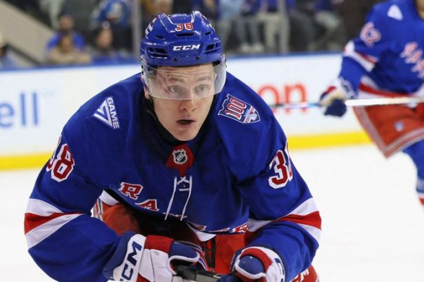 Vydoloval puk a spustil golovu akciu Bojovnik Sykora ma prvu asistenciu v NHL
