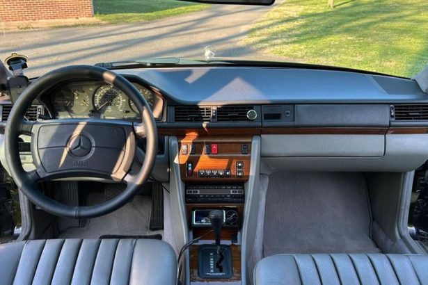 elektromobily by o tomto mohli len snivat tachometer mercedesu z roku 1991 ukazal ohromujuce udaj
