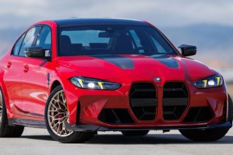 BMW M3 CS s manualnou prevodovkou Mnichov vracia do M3 manual Ale netete sa