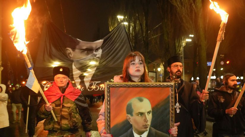 Dali skandal na obzore Umozni Zelenskyj ulozit urnu s popolom Banderu do zeme pri Kyjeve