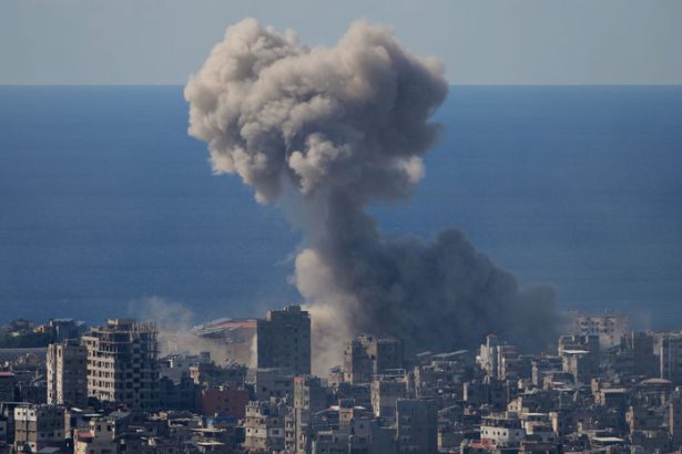 ONLINE Israel zintenzivnil utoky na Libanon hlasia obete Pocas primeria zomrelo viac ako 400 ludi