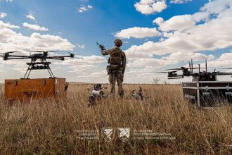 ONLINE Ukrajina masivne utoila dronmi v Moskve a okoli Hlasia obeti aj zranenych