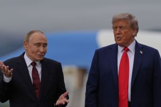 Dohoda ktora nikdy neexistovala Pravda o stretnuti Trumpa s Putinom