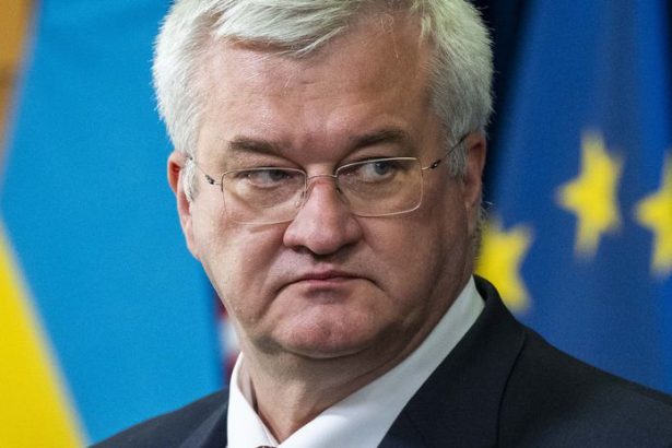 Kyjev uhasi krizu s Polskom Spor o UPA otrasie jednym z najdolezitejsich spojenectiev Ukrajiny