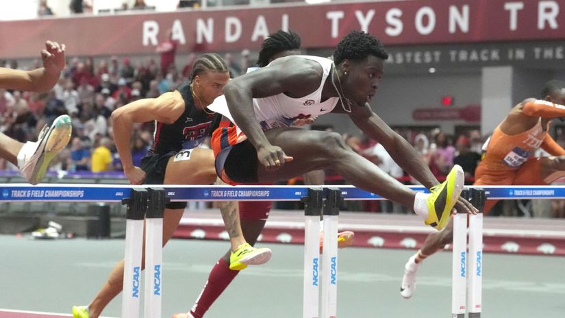 Mladik sokoval atleticky svet 20 rocny student vytvoril svetovy rekord na 110 m cez prekazky