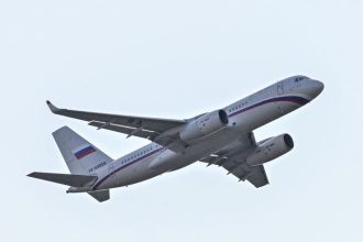 Ruskupotichulamucridlasa sankcie lietadlavzostavaju na zemi Najvacsim aerolinkam chybiusuciastky