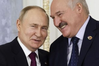 Tajna schodzka pri Valdaji Putin si zavolal Lukasenka Zelenskyj varuje pred eskalaciou vojny