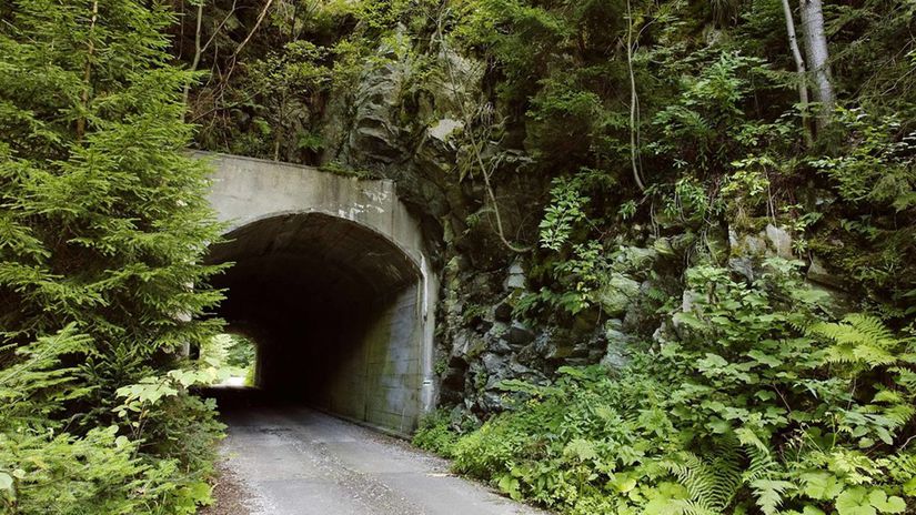 Tunel ktory nema v strednej Evrope obdobu Vzacna pamiatka z roku 1928 pritahuje tisice turistov
