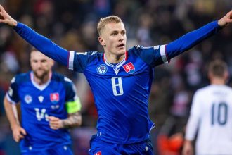 stroj na goly utocnika bobceka chcu styri kluby osem milionov ponuka tim kde hralo osem slovakov
