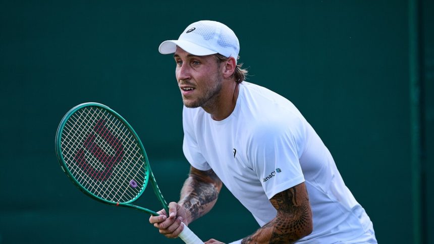 Dve slovenske vypadnutia Molcan nevyhral v 2 kole ani set skoncila aj Mihalikova vo stvorhre Tenis Sportweb
