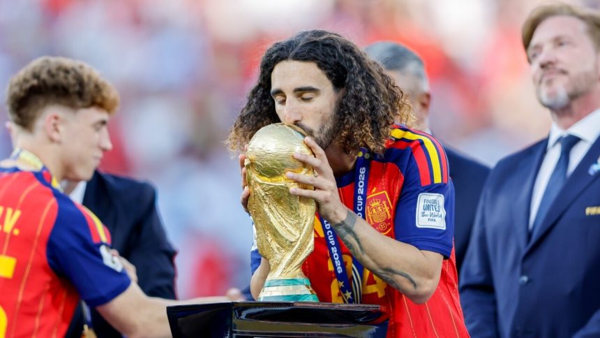 Majster sveta splnil slub lavu ruku mu zdobi tetovanie s podobiznou trenera de la Fuenteho MS 2026 Futbal Sportweb