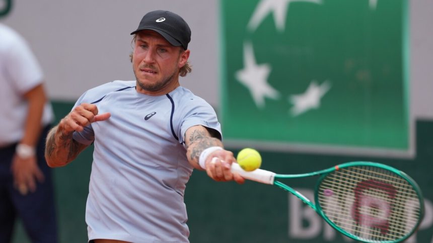 Molcan znicil 20 hraca sveta Slovak sa po troch rokoch vracia do top stovky vo velkom style Tenis Sportweb