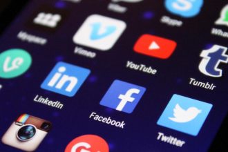 Prvi v Evrope Francuzsko schvalilo zakaz socialnych sieti pre deti Svet Spravy